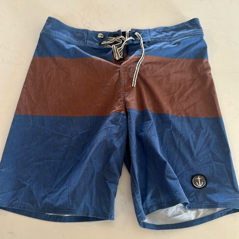 Captain fin board shorts